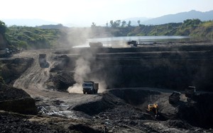 Phát minh của Trung Quốc làm rung chuyển ngành dược phẩm: Biến than đá thành nguyên liệu thuốc chữa bệnh, hiệu quả cao nhưng chi phí thấp