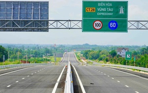 Những quyết định ra đời trong bối cảnh đặc biệt