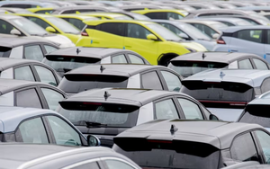 Cả thế giới đổ xô mua xe điện, quốc gia giàu nhất châu Á ngồi im cũng hốt bạc nhờ xuất khẩu gần 2 triệu chiếc/năm