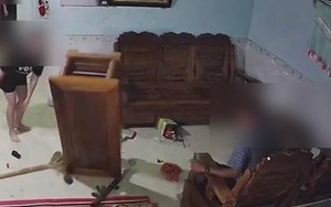 Xem xong đoạn clip buồn nhất ngày hôm nay, ai còn khuyên: “Thôi vợ chồng cố gắng ở vì con" nữa hay không?