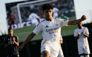 Cristiano Ronaldo Jr. gây sốt khi thử việc tại Real Madrid