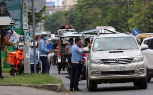 Campuchia tạm dừng xử phạt vi phạm giao thông vì xăng tăng