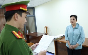 Ra lệnh bắt tạm giam Đỗ Viết Dự, cấm đi khỏi nơi cư trú đối với Nguyễn Thị Mỹ Cơ