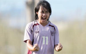 Tuyển Thái Lan thắng kịch tính đội bóng châu Phi, đua vô địch với Nga tại giải đấu danh giá