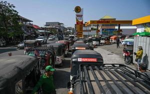 Campuchia vừa thay đổi giá xăng dầu, có loại sắp chạm 50.000 đồng/lít