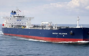 Tàu chở dầu Nga tiến gần Cuba giữa sức ép từ Mỹ