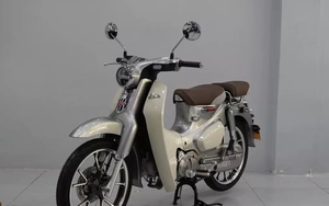 Honda Super Cub nhập Thái giá ngang ngửa SH350i