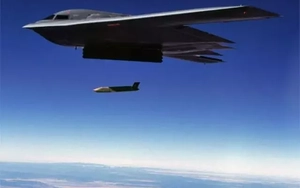 Báo Nga: Tên lửa tàng hình AGM-158 JASSM đang bị hệ thống phòng không Iran bắn hạ