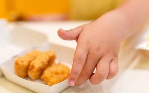 Nạp quá nhiều những món ăn này, trẻ dễ "tăng động"