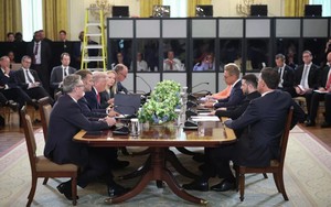 Châu Âu bị giăng bẫy