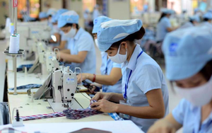 Người lao động làm thêm vào dịp nghỉ lễ Giỗ Tổ Hùng Vương, 30/4 và 1/5 năm 2026 sẽ được hưởng lương gấp mấy lần ngày thường?