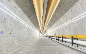 Phát hiện cỗ máy khổng lồ có đường kính lớn nhất thế giới, dài 148 mét, nặng 4.000 tấn trồi lên mặt nước sau gần 2 năm, một ‘kỳ quan’ mới sắp lộ diện