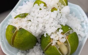 Không phải mê tín, giờ mới biết vì sao nhiều nhà luôn đặt 1 bát chanh muối ở góc phòng