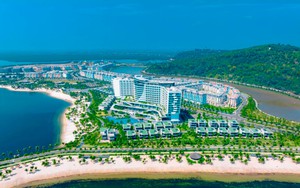 Khu du lịch ở Hải Phòng đang gây sốt: Có quần thể biển hồ lớn nhất Đông Nam Á, sân golf xây trên biển, du khách được khám phá rừng ngập mặn nguyên sơ