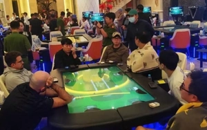 Tạm giữ nữ quản lý câu lạc bộ tổ chức cho 13 người nước ngoài đánh bạc