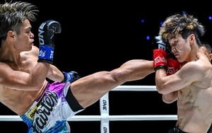 Đối thủ sao chép đòn đánh, võ sĩ Trung Quốc bất ngờ ngã gục