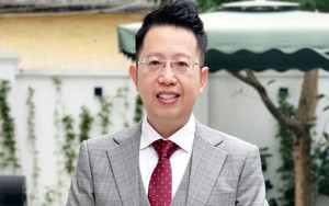 Căn biệt thự bề thế ở Hà Nội của Việt Khuê - con trai nhà Toán học nổi tiếng Việt Nam, cưới cô đồng nghiệp ở VTV