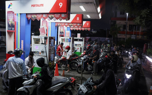 Lãnh đạo nước Đông Nam Á sang Nga bàn chuyện mua dầu: Tôi đã phải đi khắp nơi