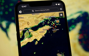 Mỹ chính thức phong tỏa eo biển Hormuz