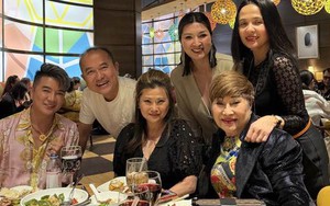 "Ông hoàng nhạc Việt" hội ngộ vợ cũ hơn 17 tuổi ở Mỹ