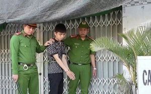 Rủ bạn đi mua dâm người chuyển giới rồi sát hại, cướp vàng