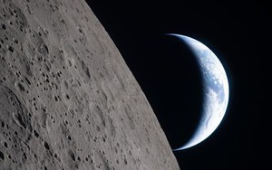 Phi hành gia Artemis II nhớ lại khoảnh khắc không tưởng khi Trái đất biến mất