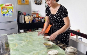 Tôi tặng bà giúp việc sổ tiết kiệm, ai ngờ bà thú nhận sự thật 10 năm giấu cả gia đình tôi