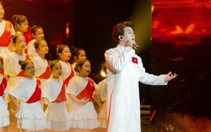 Quang Anh lần đầu hát tại giải Cống hiến, hồi hộp khi biết có Nguyễn Hùng dưới khán đài