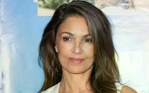 Nữ diễn viên bất tỉnh ở hồ bơi