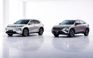 Xe hybrid ở Việt Nam từ giá 'hết hồn' thành cạnh tranh 'hết ga hết số' - điều gì xảy ra?