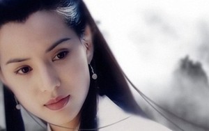 "Tiểu Long Nữ" Lý Nhược Đồng xin lỗi vì bê bối quảng cáo