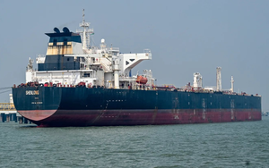 Tối nay, dầu tăng vọt 10%