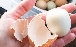 Mẹo luộc trứng dễ bóc vỏ