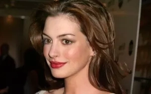 Người phụ nữ đẹp nhất thế giới năm 2026