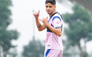 "Chân chuyền" số 1 V-League khiến người hâm mộ Việt Nam lo lắng