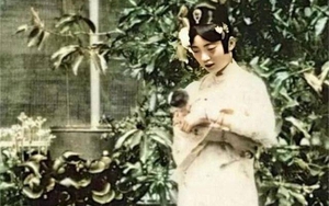 Uyển Dung bị Phổ Nghi nhốt vào "chuồng heo" suốt 10 năm, câu nói lúc được cứu ra khiến ai nấy đều xót xa