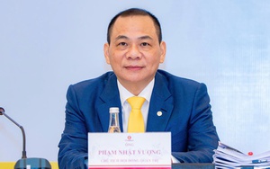 Tỷ phú Phạm Nhật Vượng: 'VinFast không bao giờ quay trở lại làm xe xăng'