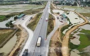 Sẽ thông xe 12 dự án cao tốc trong dịp 30/4