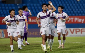 Nhân tố thay thế Tiến Linh bùng nổ mạnh mẽ sau “cú bước hụt”, HLV Kim Sang-sik đã đúng?