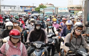 Hà Nội cấm xe máy xăng: Sẽ nhận diện tự động biển số xe vi phạm