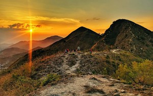 Ngọn núi Sun Group đề xuất xây khu nghỉ dưỡng mới: Cách trung tâm 10km, từ đỉnh nhìn được cả biển và phố