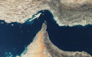 Iran báo tin không thể vui hơn về eo biển Hormuz