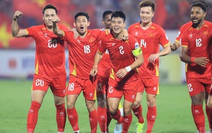 Trở lại Top 100 FIFA: Bóng đá Việt Nam cần làm gì?