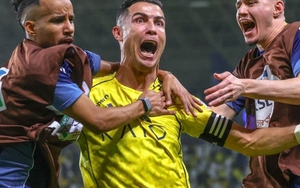 Ronaldo toả sáng giúp Al Nassr hạ Al Ahli: Đáp trả fan cực gắt bằng 5 chiếc cúp Champions League