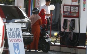 EU kêu gọi các nước Đông Nam Á 'quay lưng' với dầu Nga, quốc gia gần Việt Nam nói thẳng