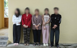 Triệt phá nhóm livestream khiêu dâm, kích dục: Nhiều cô gái chia ca kiếm tiền khủng, mỗi buổi thu hút 30.000 người xem