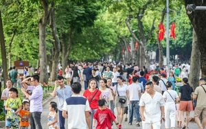 Nghỉ Lễ Giỗ tổ Hùng Vương và 30/4 - 1/5: Có nên hoán đổi làm việc để nghỉ liên tiếp 9 ngày?