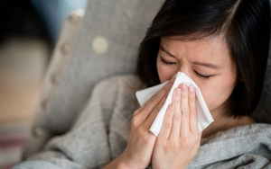 Chảy “nước mũi” suốt 20 ngày, người phụ nữ bất ngờ khi phát hiện… não bị rò rỉ