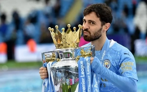 Man City xác nhận chia tay Bernardo Silva