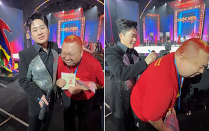 Fan Hàn Quốc có biểu hiện "lạ", liên tục kêu "ôi trời ơi" khi gặp Tùng Dương